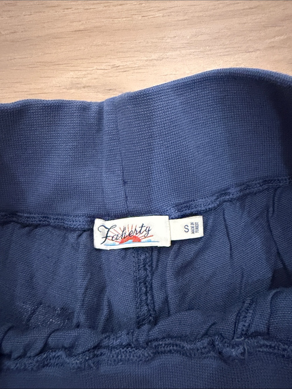 Faherty Linen short S - Picture 2 of 2